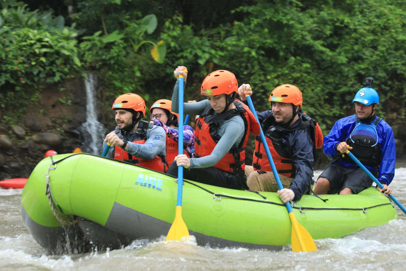 White Water Rafting Class II/III Río Balsa