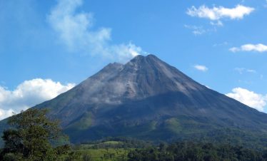 Arenal Volcano Hike Tour